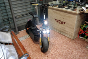 Monopattino marca ncx