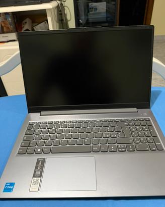 Lenovo IdeaPad Slim 3 15IAN8