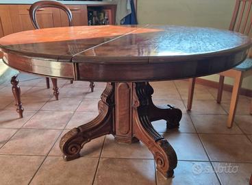 Tavolo in noce ovale