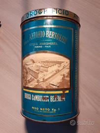 2 latte a cilindro anni '50