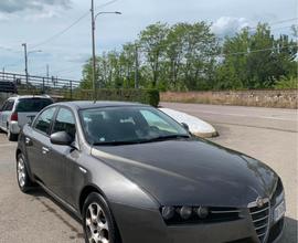 Alfa Romeo 159