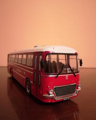 Modellini autobus storici italiani