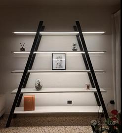libreria fatta a mano