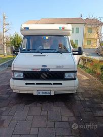 Camper semintegrale  Burstner 2.5 turbo