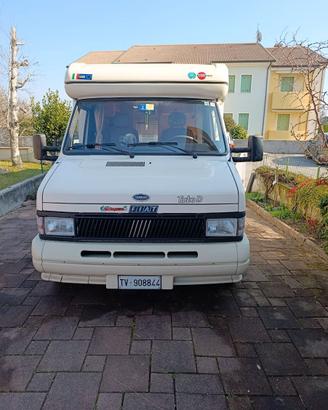 Camper semintegrale  Burstner 2.5 turbo