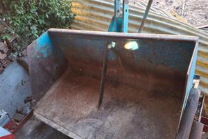 Paletta posteriore per trattore