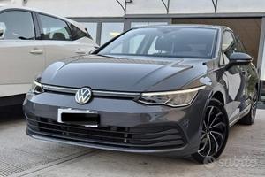 VOLKSWAGEN Golf 1.0 eTSI EVO DSG Life