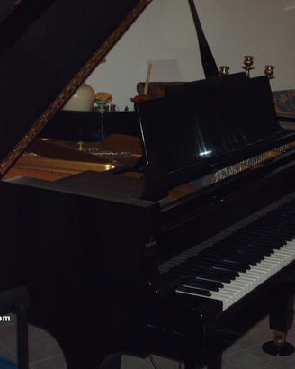 Pianoforte Kawai kg5
