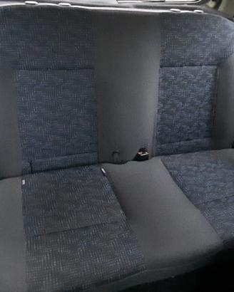 RENAULT TWINGO 2007 - TAPPEZZERIA