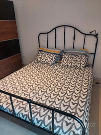Struttura letto ikea (TRATTABILE)