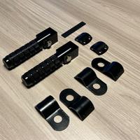 Kit pedane poggiapiedi per moto