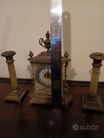 orologio e candelieri