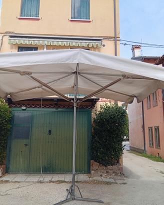 2 l'ombrellone grande mercato+sue piedi 