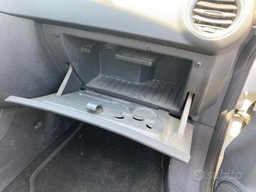 CASSETTO PORTA OGGETTI OPEL Corsa D 3P 1° Serie Z
