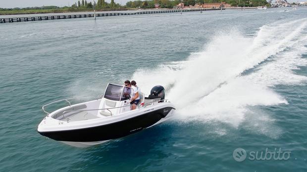 Ranieri international voyager 19s 115 xs 2026 - Sea Level Traders