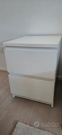 comodino laccato bianco