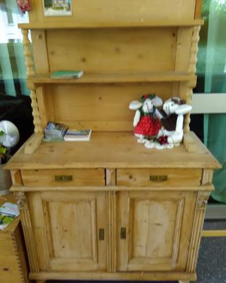 Credenza arte povera