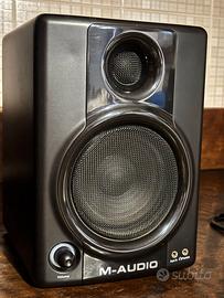 Coppia diffusori attivi premium  AV40 M-audio