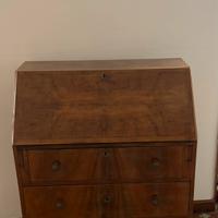 Mobile scrittoio con cassetti in radica