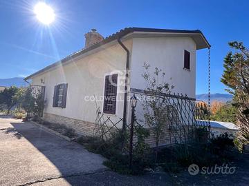 Villa bifamiliare - Scafa