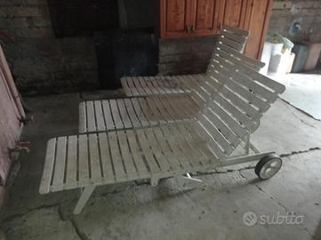 Set arredo giardino: tavolo, ombrellone e lettini
