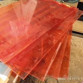 fogli di plexiglass rossi 