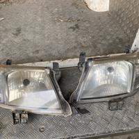Fanali Toyota Hilux anno 2011-2015