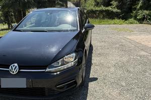 Volkswagen Golf 7.5 tsi