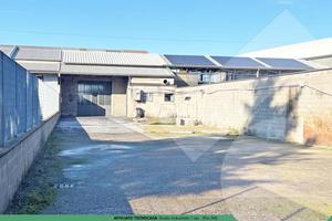 CAPANNONE A PREGNANA MILANESE