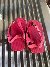 Infradito e scarpe misura 20