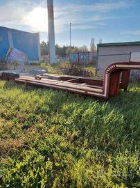 Semi rimorchio ribassato