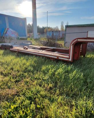 Semi rimorchio ribassato