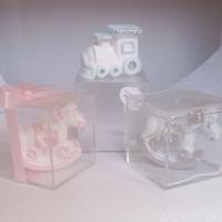 Calamite e bomboniere fatte a mano.