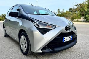Toyata Aygo Connect 1.0 VVY-i 72 Cv 5 porte