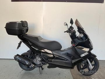 Gilera Nexus 300