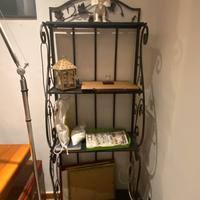 Libreria in ferro battuto