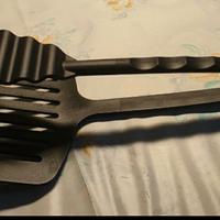 PINZA per GRIGLIARE cm. 27 in Nylon. 