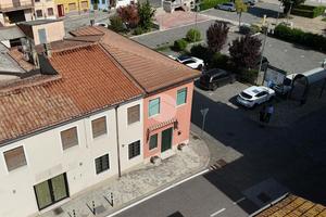 CASA SEMINDIPENDENTE A ZEVIO