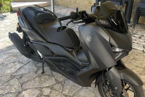 XMAX 125 Sonic Grey acquistato nuovo luglio 2023