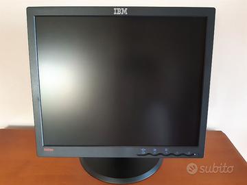 MONITOR IBM THINKVISION 17"