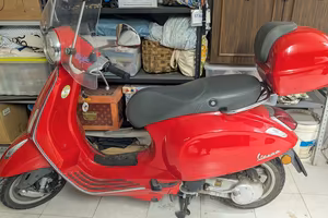 PIAGGIO VESPA 50 PRIMAVERA