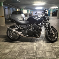 Kawasaki zr7 750 special custom caferacer