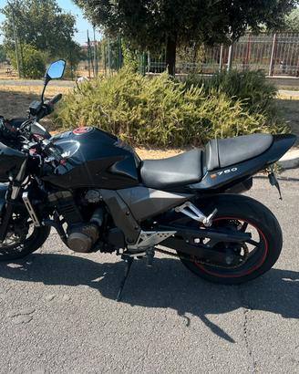 Kawasaki z750