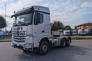 TRATTORE STRADALE MERCEDES AROCS 3363 LS