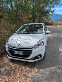 Peugeot 208 unico proprietario 