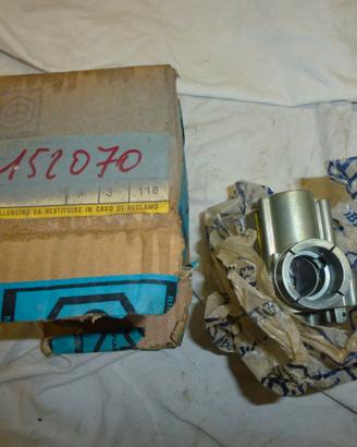 VESPA 125 PRIMAVERA CORPO CARBURATORE NUOVO