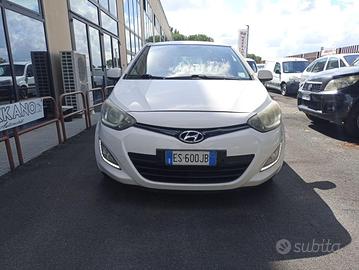 Hyundai i20 1.2 75 cv Crdi Sound Edition Ok