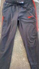Pantaloni tuta nike taglia m