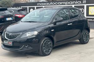 Lancia Ypsilon 1.0 FireFly 5 porte S&S Hybrid Gold