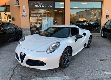 Alfa Romeo 4C 1750 TBi carbon